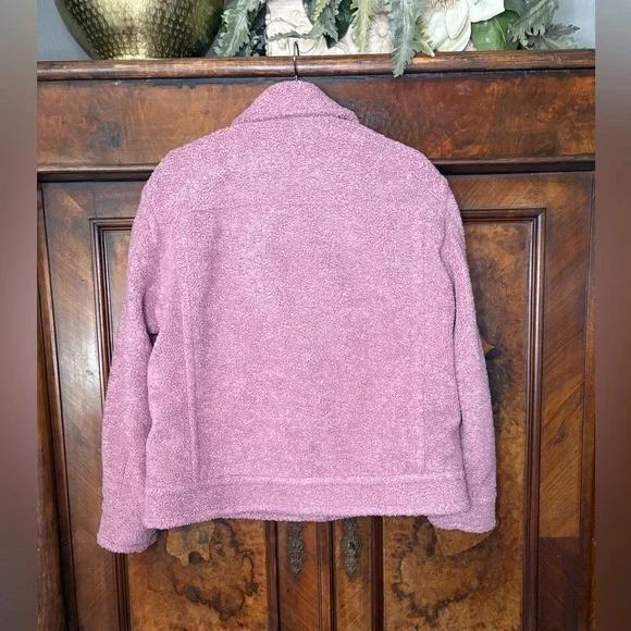 GUC Vince- Faux Fur Jacket in Mauve. Size L - Picture 4 of 11